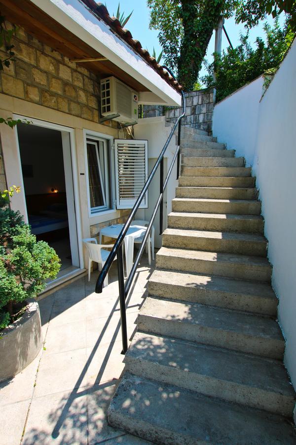 Guest House Saga Herceg Novi Bagian luar foto