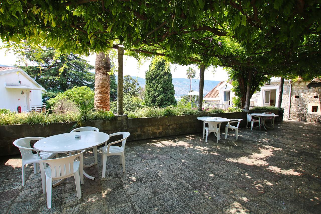 Guest House Saga Herceg Novi Bagian luar foto
