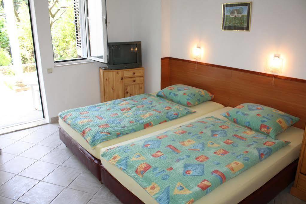 Guest House Saga Herceg Novi Bagian luar foto